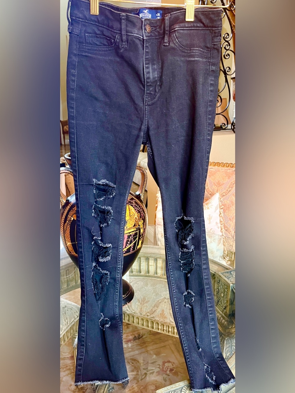Hollister Black Distressed Skinny Jeans size 26